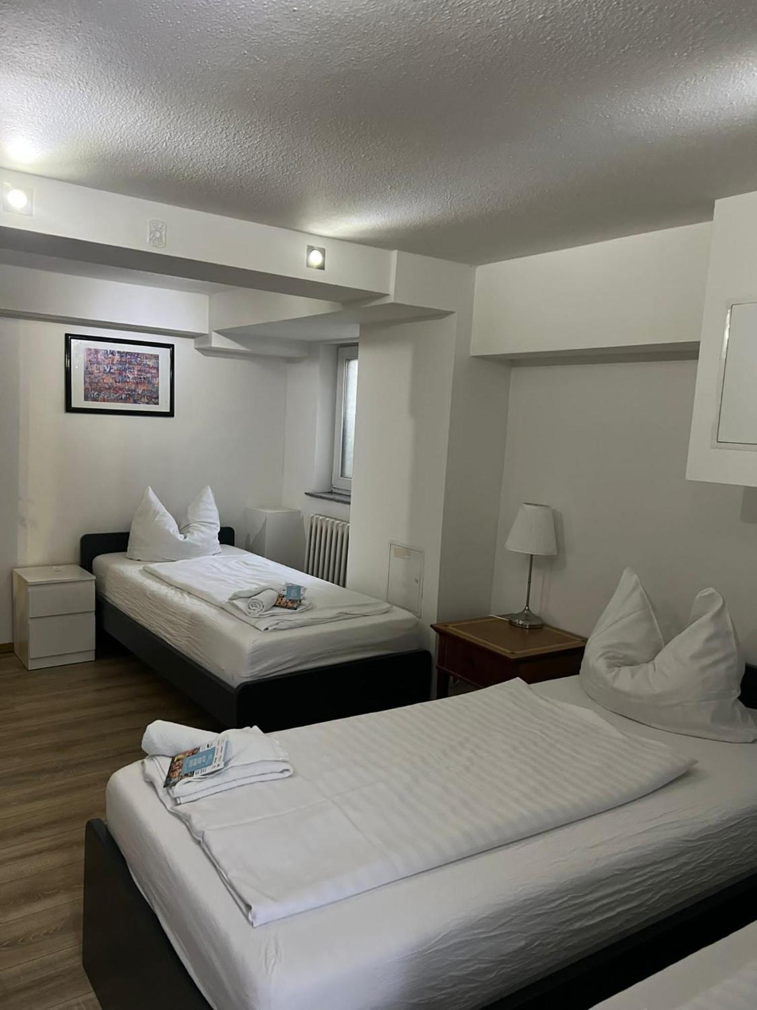 Gz Hostel Bonn Bagian luar foto