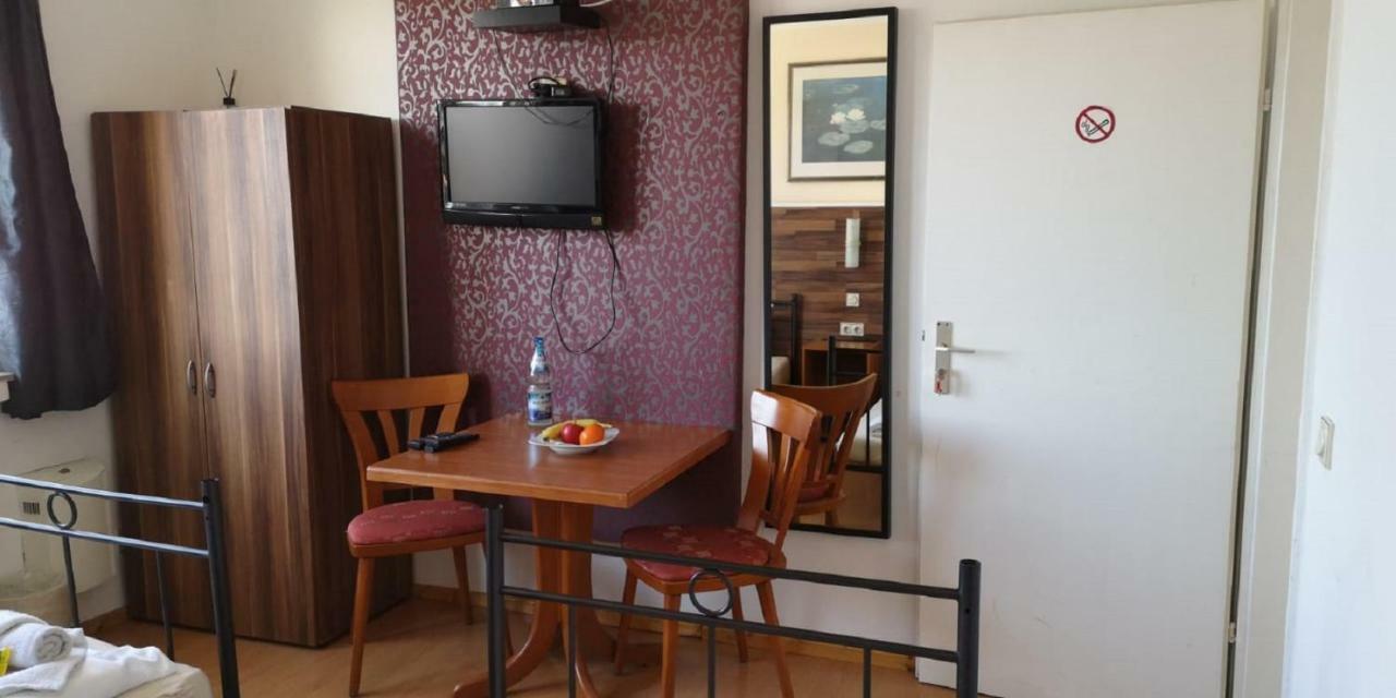 Gz Hostel Bonn Bagian luar foto